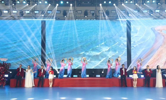Chương trình nghệ thuật chào mừng thành công Đại hội TDTT tỉnh lần thứ I 