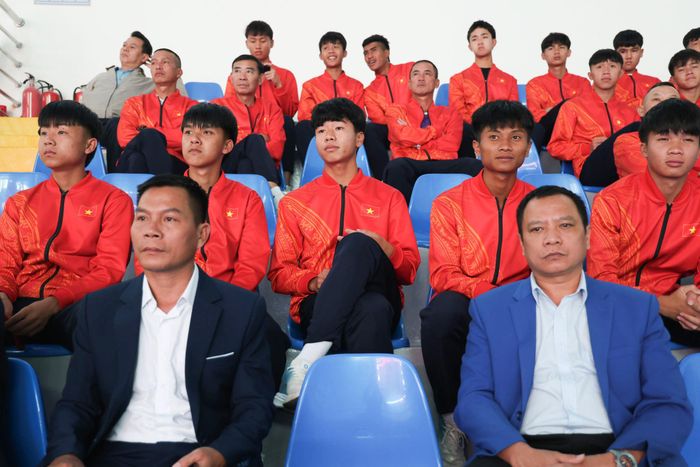 Các VĐV tham dự Lễ bế mạc Đại hội TDTT tỉnh lần thứ I
