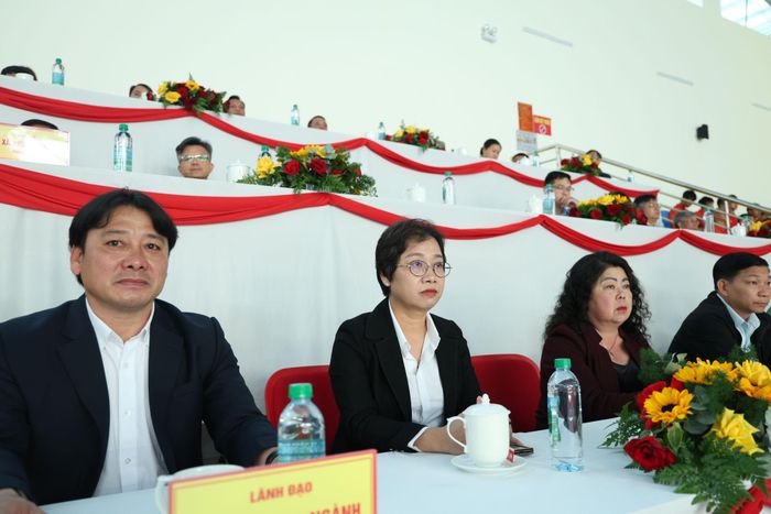 Lãnh đạo các sở, ban, ngành dự Lễ bế mạc Đại hội TDTT tỉnh