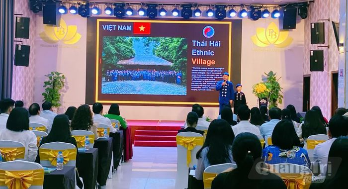 Khu bảo tồn làng nhà sàn du lịch sinh thái Thái Hải, tỉnh Thái Nguyên giới thiệu các sản phẩm tiêu biểu - Ảnh: T.L