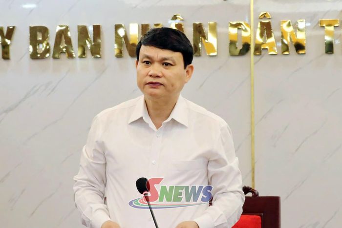Đồng chí Đặng Ngọc Hậu, Phó Chủ tịch UBND tỉnh, phát biểu chỉ đạo tại cuộc làm việc.