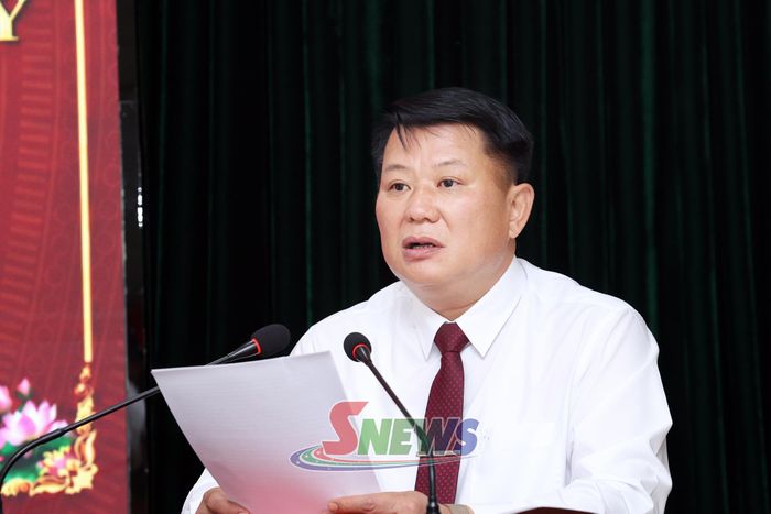 Đồng chí Phó Bí thư Thường trực Tỉnh ủy, Chủ tịch HĐND tỉnh, phát biểu tại hội nghị.
