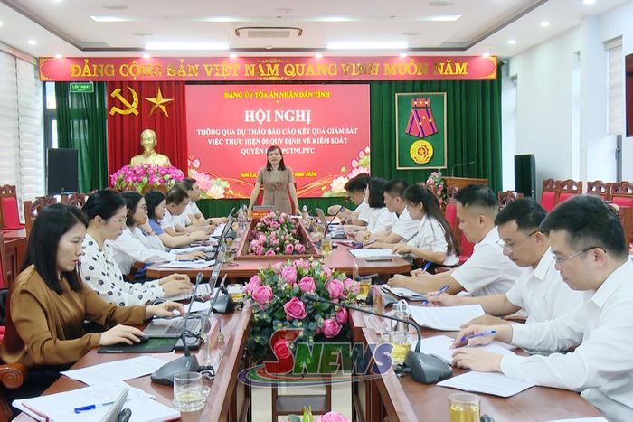 Hội nghị thông qua dự thảo báo cáo kết quả giám sát đối với Đảng ủy phường Tô Hiệu.