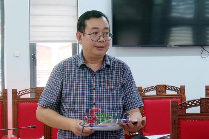 Đồng chí Tòng Thế Anh, Bí thư Đảng ủy, Chủ tịch HĐND phường Tô Hiệu, phát biểu tại hội nghị.