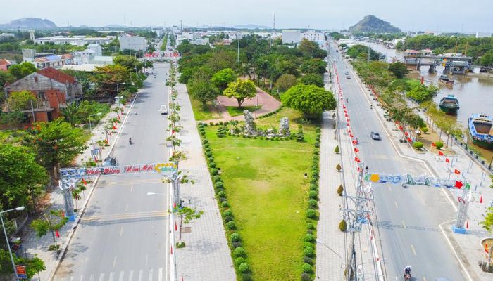 Diện mạo hạ tầng độ thị xã Kiên Lương hôm nay 