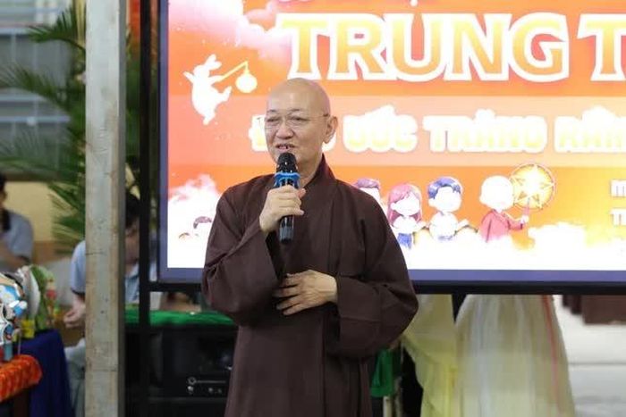 Thượng tọa Thích Quảng Tâm phát biểu