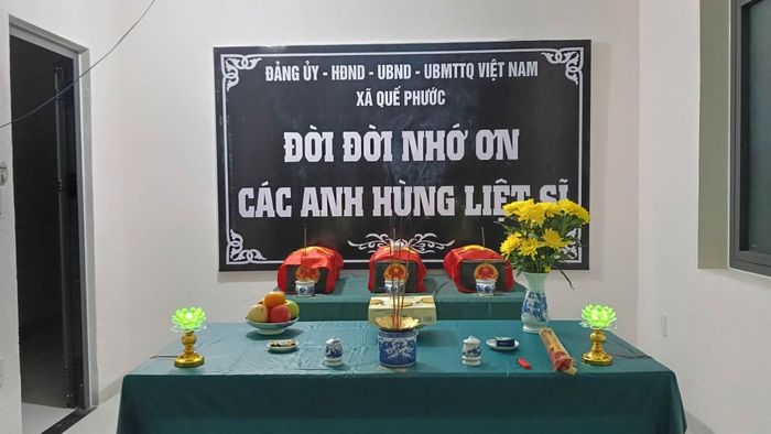 Hiện 3 hài cốt liệt sĩ đang được quản lý, thờ cúng và bảo quản tại Ban CHQS xã Quế Phước.