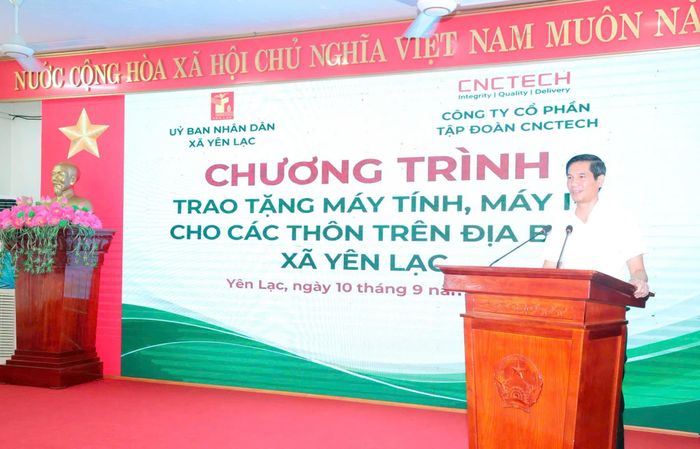 Phó Bí thư Đảng ủy, Chủ tịch UBND xã Yên Lạc Nguyễn Mạnh Tuấn (tỉnh Phú Thọ) tận dụng hiệu quả không gian số để đưa ý Đảng đến gần với lòng dân.
