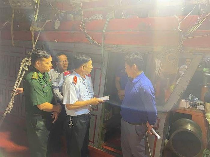  Thanh tra tỉnh Quảng Trị triển khai công tác kiểm tra một số tàu cá về việc chấp hành các quy định của pháp luật về chống khai thác IUU. 