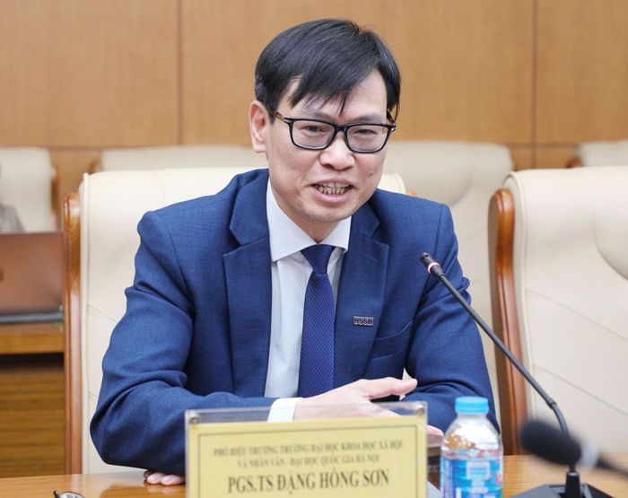 PGS.TS. Đặng Hồng Sơn - Phó Hiệu trưởng Trường Đại học Khoa học Xã hội và Nhân văn, ĐHQGHN