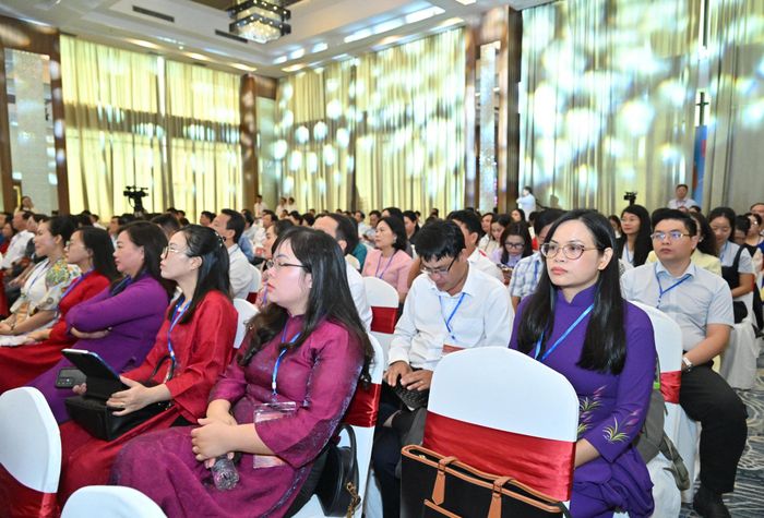 Các đại biểu dự Hội nghị Cộng tác viên toàn quốc của Báo Đại biểu Nhân dân. Ảnh: Quang Khánh