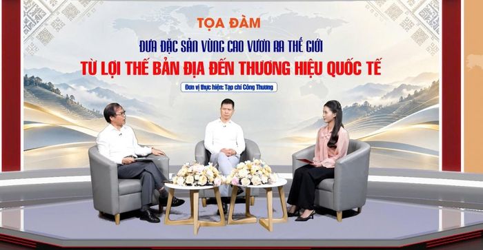 Các diễn giả tham gia tọa đàm
