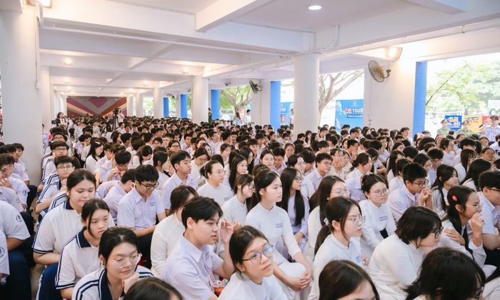 Talk show “Bản lĩnh Gen Z: Tránh xa ma túy - Đến trường an toàn” thu hút sự theo dõi, tham gia của đông đảo học sinh.