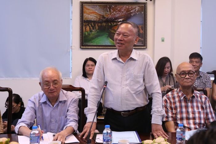GS.TS Nguyễn Quang Ngọc, Phó Chủ tịch Hội Khoa học Lịch sử Việt Nam.