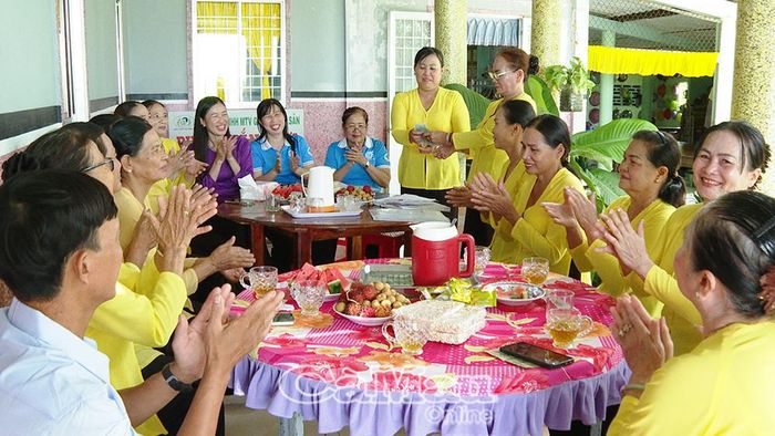 Thành viên câu lạc bộ nhận vốn hùn theo hình thức bốc thăm định kỳ hằng tháng.