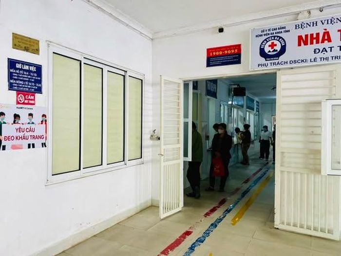Cơ sở y tế đẩy mạnh công tác phòng, chống tác hại của thuốc lá. Ảnh: Bệnh viện Đa khoa tỉnh Cao Bằng