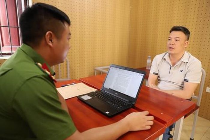 Lấy lời khai đối tượng