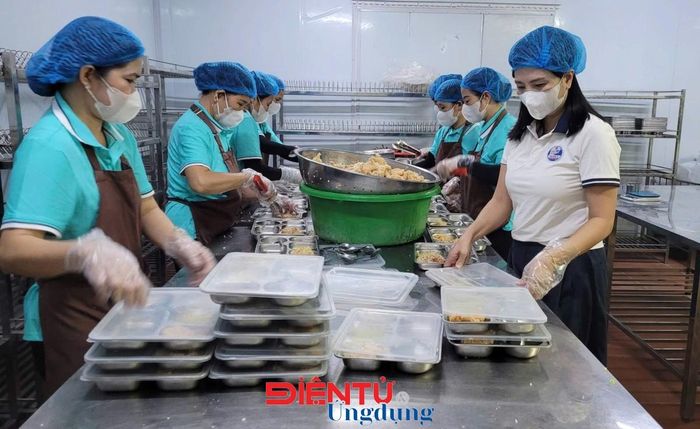 Tăng cường bảo đảm an toàn, chất lượng bữa ăn nội trú, bán trú trong các cơ sở giáo dục.