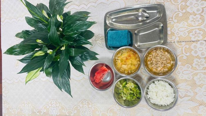 Bữa ăn được đảm bảo sự an toàn về sức khỏe cũng như chất lượng thực phẩm. Ảnh Đơn vị cung cấp.