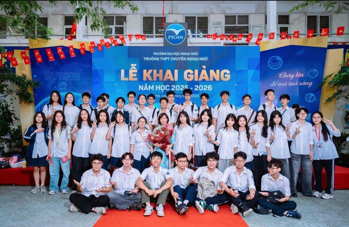Từ một tập thể 42 học sinh, mỗi em đang chuẩn bị bước vào một môi trường, hướng đi khác nhau.