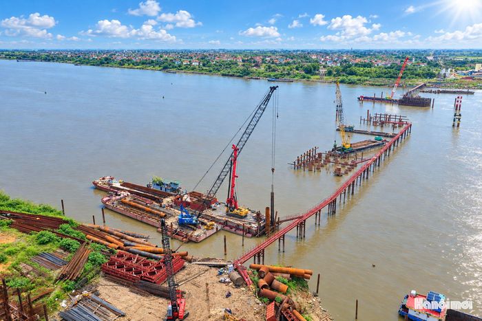Sau khi đưa vào khai thác, cầu Vân Phúc sẽ góp phần hoàn thiện mạng lưới hạ tầng giao thông khu vực phía Tây Bắc Hà Nội, tăng cường kết nối giữa Hà Nội với tỉnh Phú Thọ và các địa phương trong vùng Thủ đô, đồng thời tạo động lực thúc đẩy phát triển kinh tế - xã hội, mở rộng không gian phát triển đô thị theo quy hoạch.