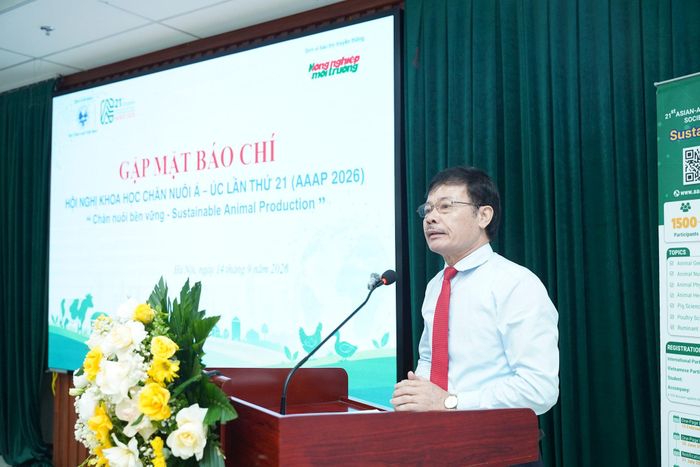 Chủ tịch Hội Chăn nuôi Việt Nam, Trưởng ban Tổ chức AAAP21 2026 Nguyễn Xuân Dương phát biểu tại hội nghị. Ảnh: PV