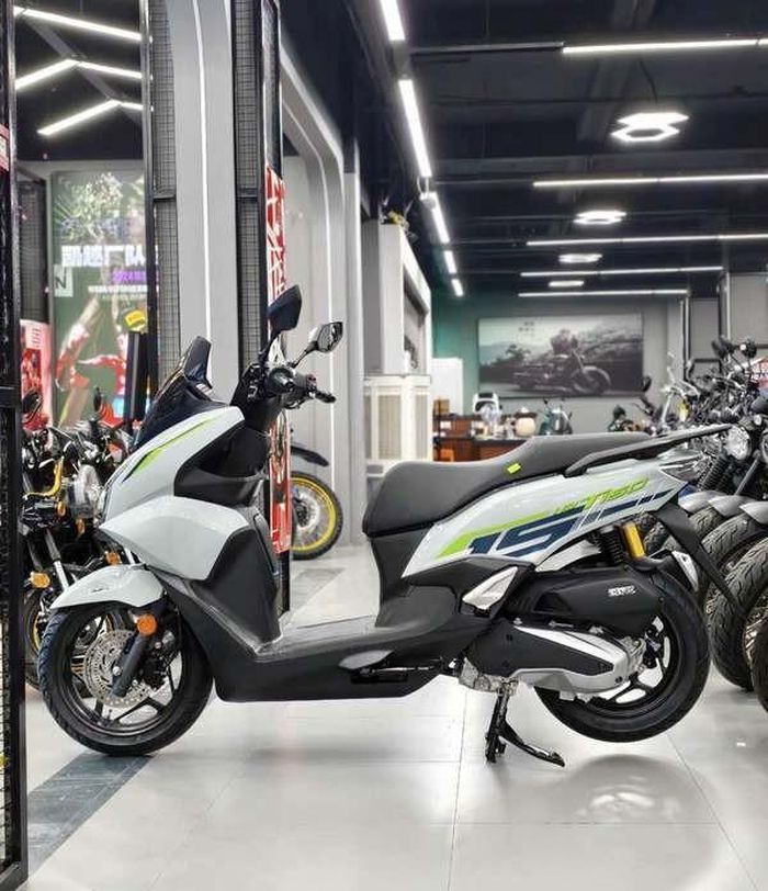 Wuyang-Honda NWT150 đều được trang bị tiêu chuẩn phanh đĩa