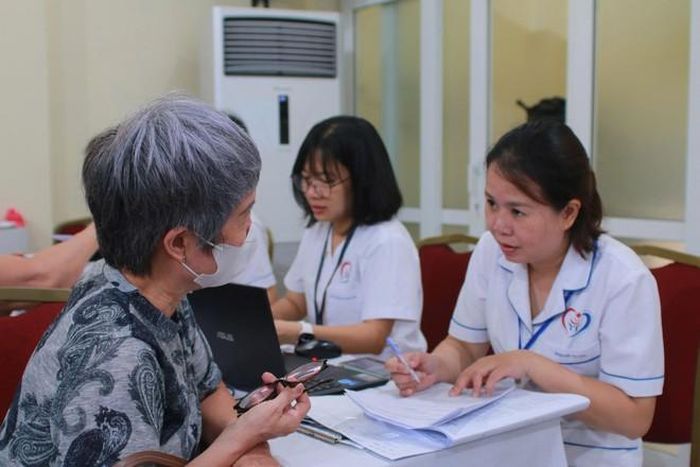 Hàng chục triệu người dân đã được khám sức khoẻ định kỳ hoặc khám sàng lọc miễn phí. Ảnh: Đỗ Tấn