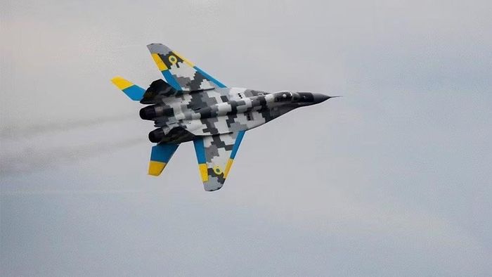 "Nếu phi công Ukraine vi phạm không phận Ba Lan, chúng tôi sẽ phải đưa ra quyết định giao chiến ngay lập tức", vị Tư lệnh Bộ Tư lệnh Tác chiến tuyên bố thẳng thừng.