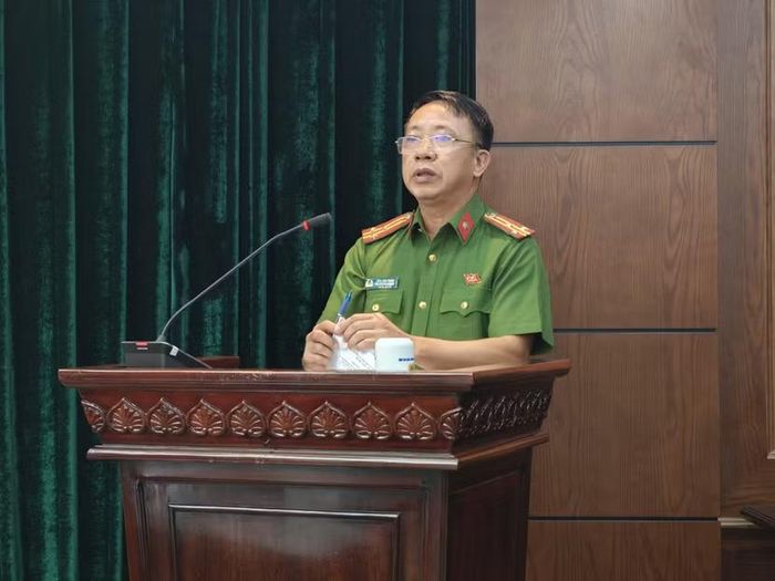 Thượng tá Chu Anh Tuấn - Phó Trưởng phòng Cảnh sát điều tra tội phạm về ma túy trình bày báo cáo