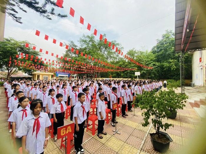 Khai giảng năm học 2026 - 2027. Ảnh: Lam Thảo