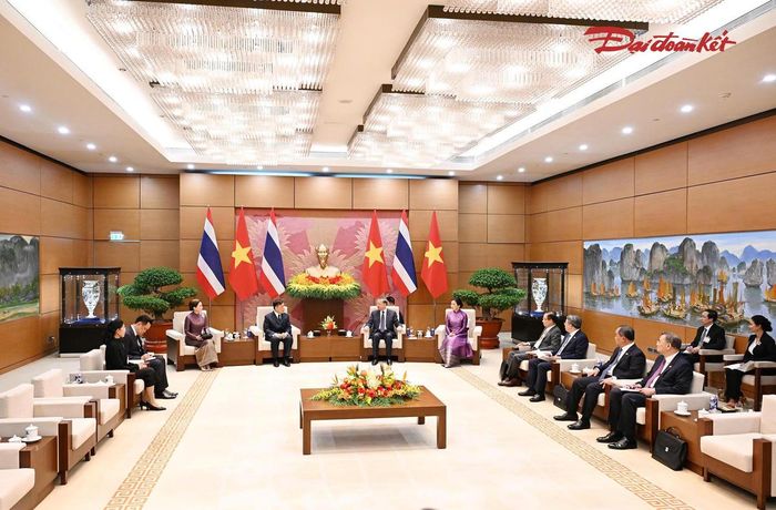 Nhà vua Vương quốc Thái Lan Maha Vajiralongkorn Phra Vajiraklaochaoyuhua và Hoàng hậu Suthida Bajrasudhabimalalakshana, thăm cấp Nhà nước tới Việt Nam, từ ngày 14 đến ngày 16/9. Ảnh: Quang Vinh