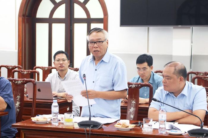 Ông Lê Đình Nghĩa - Ủy viên Hội đồng tư vấn về Tôn giáo Ủy ban Trung ương MTTQ Việt Nam phát biểu tại Hội nghị.
