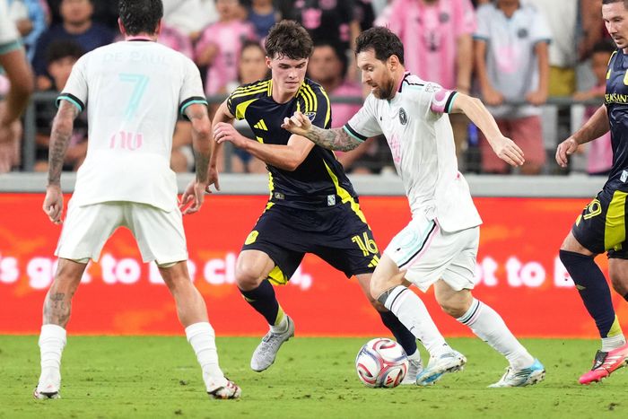  Inter Miami mất phương hướng. Ảnh: Reuters. 