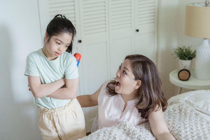 Bạo lực là thứ công cụ duy nhất mà cha mẹ độc hại sử dụng để đối mặt với các vấn đề về cảm xúc, đặc biệt là sự giận dữ. Ảnh: Nicola Barts/Pexels.