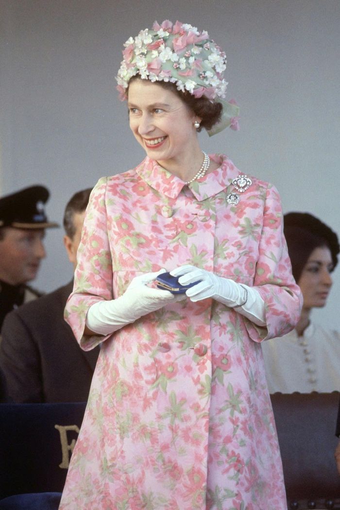 Nữ hoàng Elizabeth II vào năm 1967. Ảnh: Rex Features.