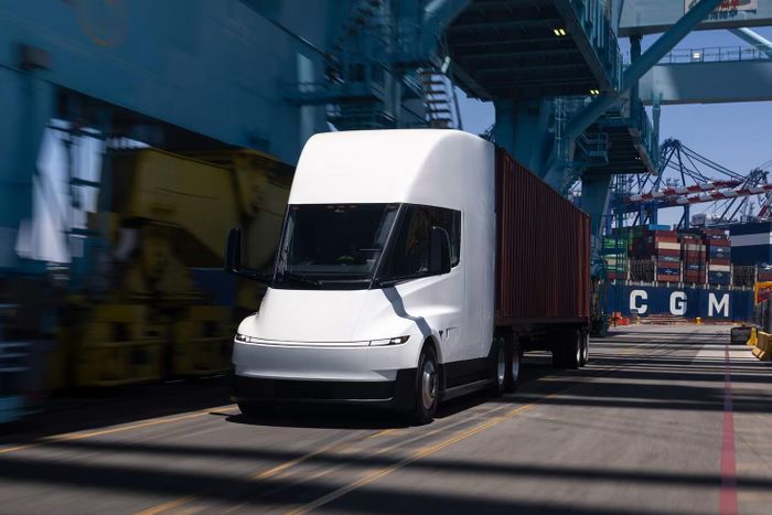 Tesla sẽ công bố thông số kỹ thuật mẫu đầu kéo điện Tesla Semi dành cho thị trường châu Âu cũng như chiến lược phát triển trước các đối thủ sừng sỏ như Volvo, hay thậm chí là các thương hiệu Trung Quốc.