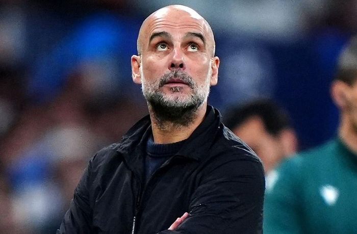  Guardiola rời Man City sau 10 năm khi CLB vẫn còn đủ sức cạnh tranh và chưa rơi vào khủng hoảng. 