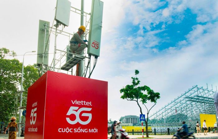  Băng tần 900 MHz giúp mở rộng vùng phủ 4G, 5G, đặc biệt tại vùng sâu, vùng xa và trong các tòa nhà. Ảnh: Viettel.