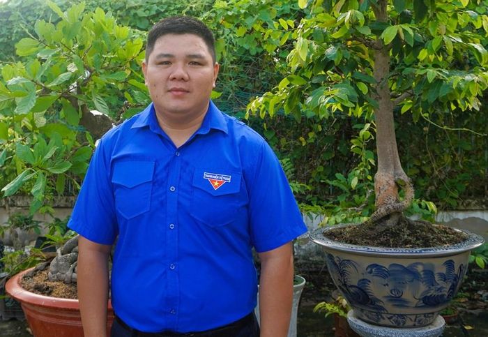 Anh Nguyễn Cao Kỳ, Chủ tịch Hội đồng Đội xã, Phó Bí thư Đoàn Thanh niên Cộng sản Hồ Chí Minh xã, với 28 lần tham gia hiến máu tình nguyện