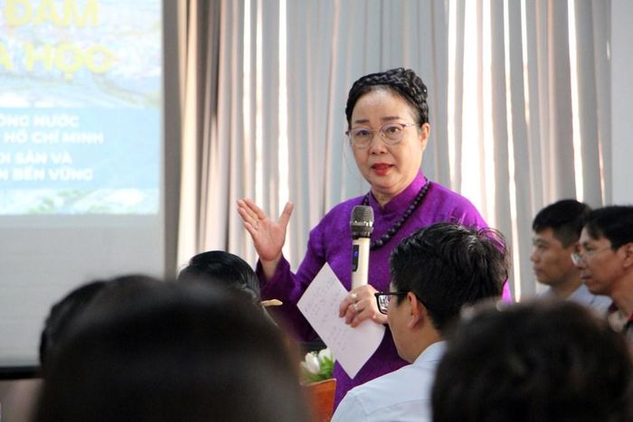 Bà Huỳnh Ngọc Vân, Giám đốc Bảo tàng Áo Dài cho rằng, việc gìn giữ di sản văn hóa sông nước cần bắt đầu từ những giá trị gần gũi với cộng đồng