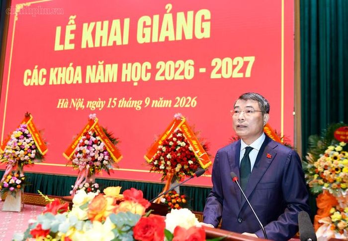 Thủ tướng Chính phủ Lê Minh Hưng nhiệt liệt biểu dương và chúc mừng những thành tích, kết quả rất tự hào mà Học viện Quốc phòng đã đạt được - Ảnh: chinhphu.vn/Nhật Bắc
