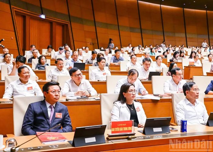 Các đại biểu dự Hội nghị toàn quốc nghiên cứu, học tập, quán triệt và triển khai thực hiện một số Nghị quyết, Chỉ thị của Bộ Chính trị. (Ảnh: DUY LINH-TRẦN HẢI)