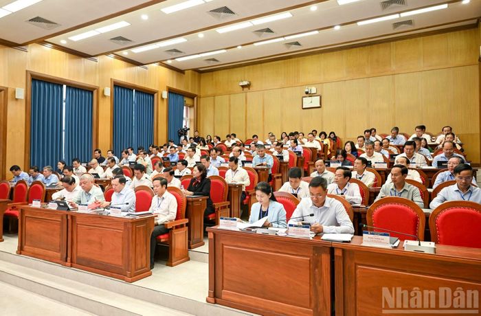 Các học viên tham dự Chương trình bồi dưỡng, cập nhật kiến thức đối với Ủy viên Ban Chấp hành Trung ương Đảng khóa XIV (Lớp thứ hai).
