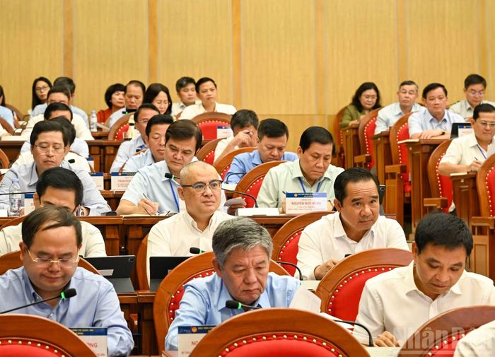 Các học viên tham dự Chương trình bồi dưỡng, cập nhật kiến thức đối với Ủy viên Ban Chấp hành Trung ương Đảng khóa XIV (Lớp thứ hai).