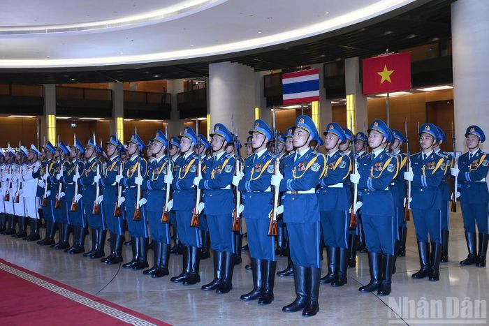 Lễ đón chính thức Nhà vua Vương quốc Thái Lan Maha Vajiralongkorn Phra Vajiraklaochaoyuhua và Hoàng hậu thăm cấp Nhà nước tới Việt Nam.