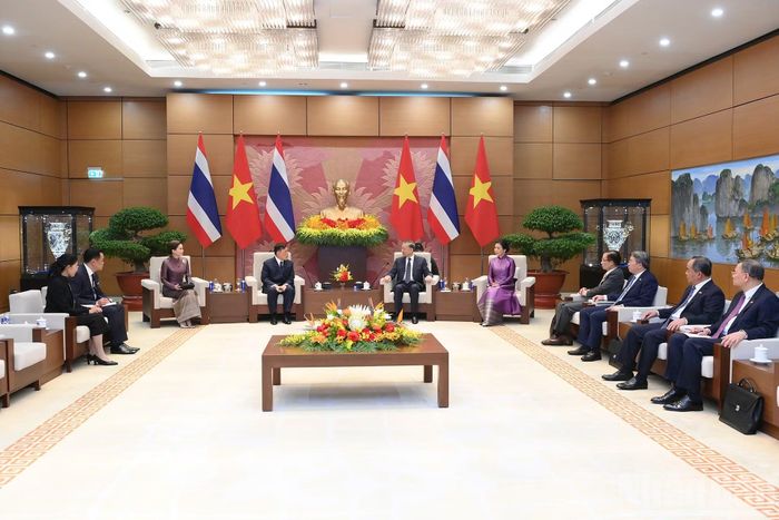 Quang cảnh hội đàm.
