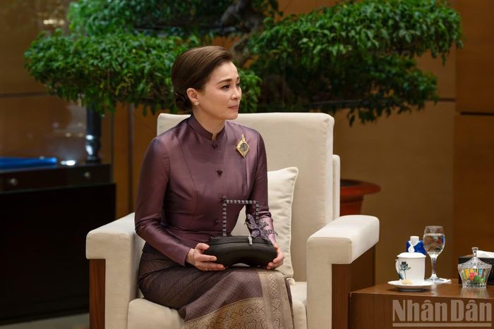 Hoàng hậu Suthida Bajrasudhabimalalakshana tại hội kiến.