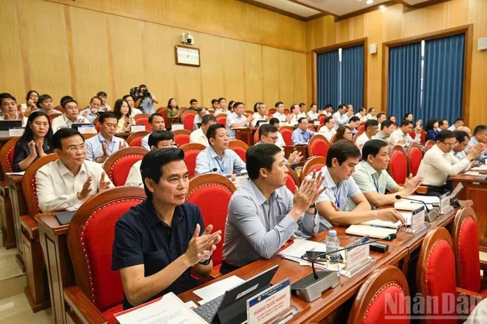 Các học viên lớp bồi dưỡng kiến thức đối với Ủy viên Trung ương Đảng khóa XIV. (Ảnh: DUY LINH)