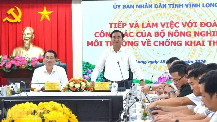 Thứ trưởng Võ Văn Hưng phát biểu tại buổi làm việc. (Ảnh: BÁ DŨNG)
